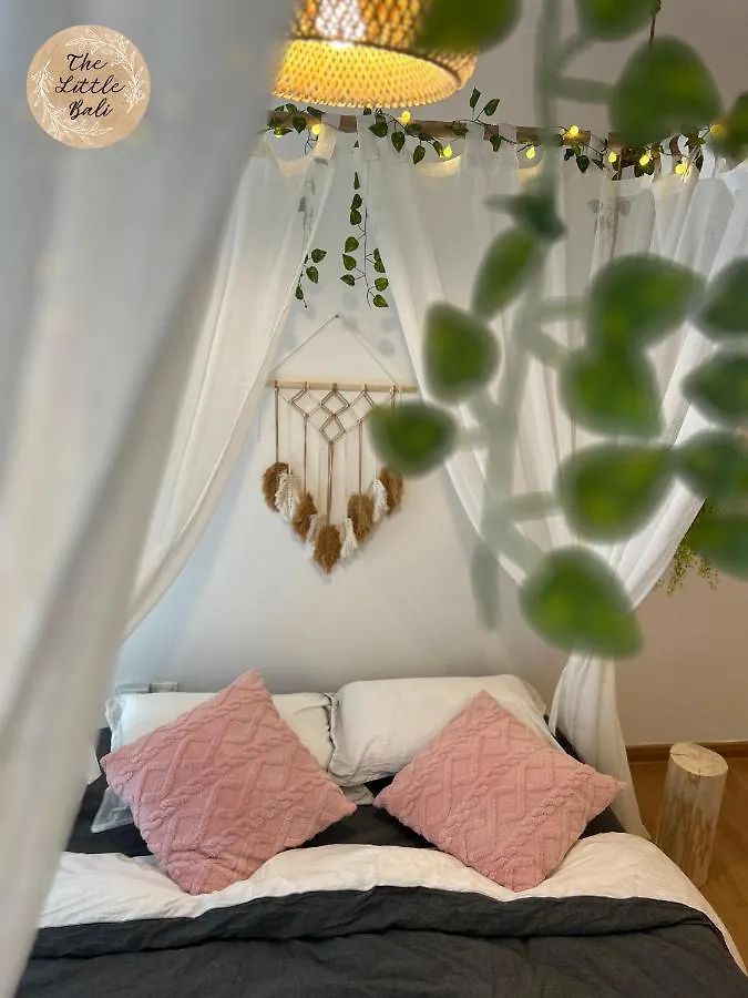 The Little Bali - Romantic Room - Eko Cheras Kuala Lumpur Apartment