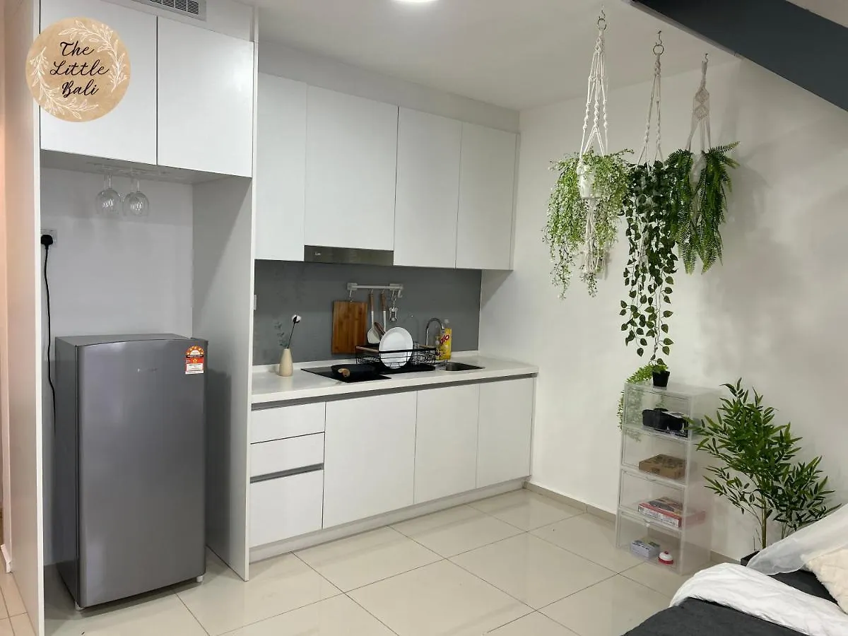 The Little Bali - Romantic Room - Eko Cheras Kuala Lumpur 0*,  Malaysia